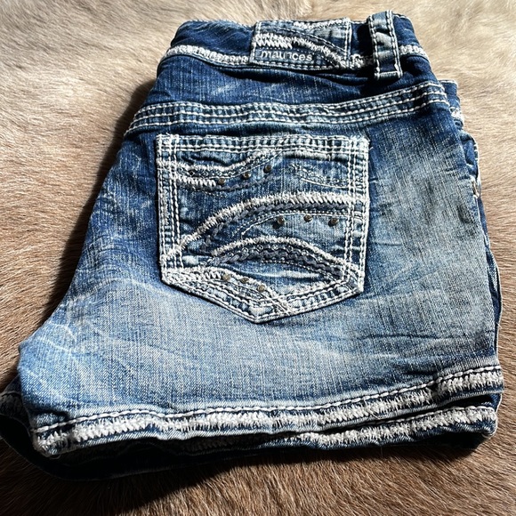 Maurices Denim Shorts - Picture 5 of 9